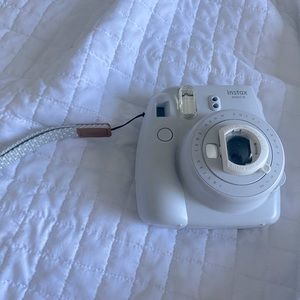 FUJIFILM INSTAX CAMERA